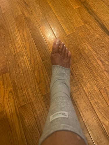 Customer photo review of Premium Bamboo Ankle Support